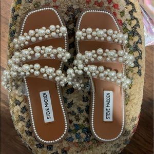 Steve Madden pearl sandals